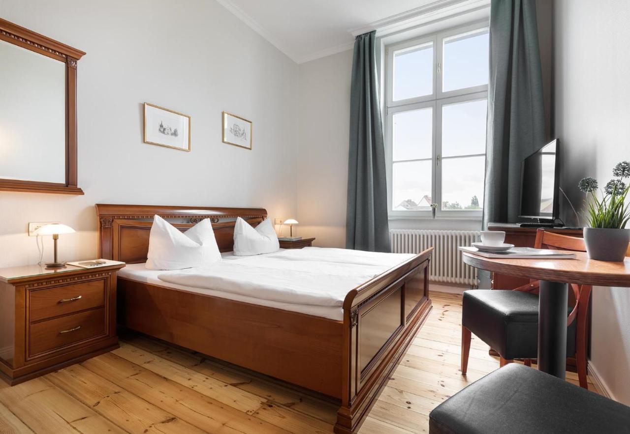 Hotel Prinz Heinrich Werder  Exterior photo